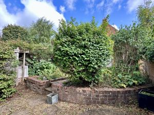 Photo 25- click for photo gallery